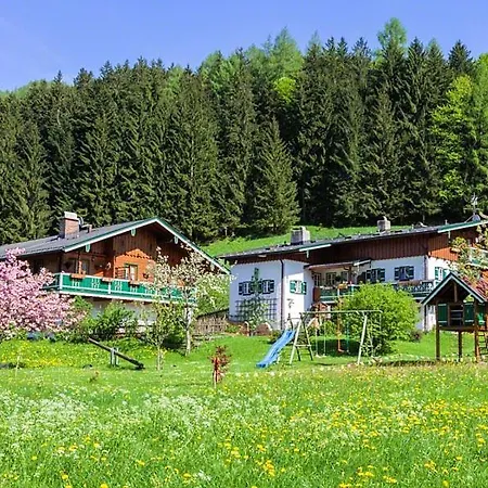 Haus Michinglehen Farm stay *