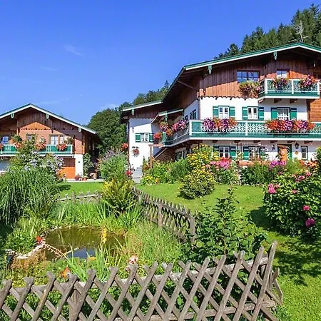 Haus Michinglehen Farm stay Marktschellenberg